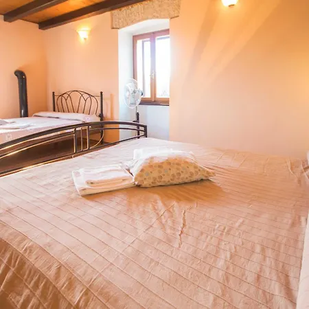 Hébergement de vacances Loreta, A Beautiful And Cozy Minutes Away From The Sea *